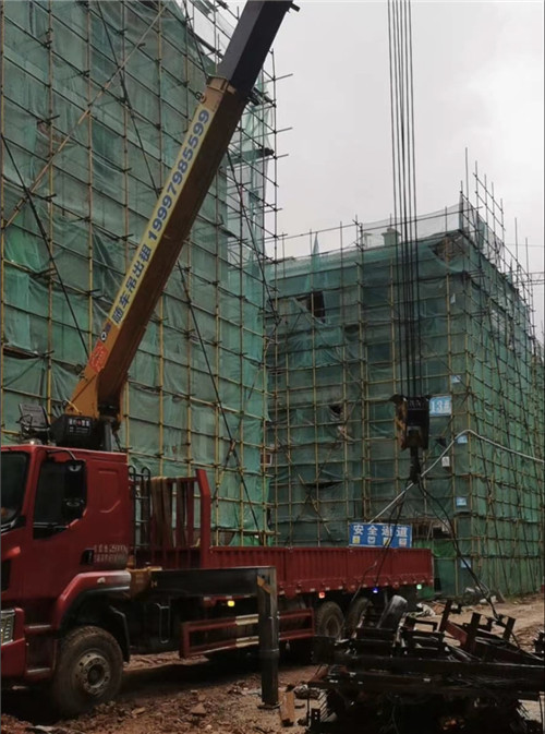 安陆市“慢工细活”—— 吊车的 “微动控制” 技术